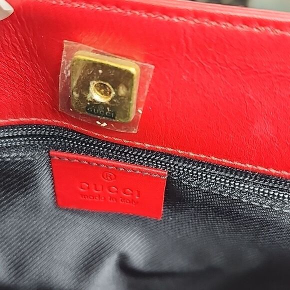 AUTHENTIC! Vintage Gucci GG Red Leather and Canvas Shoulder Bag - Picture 10 of 12